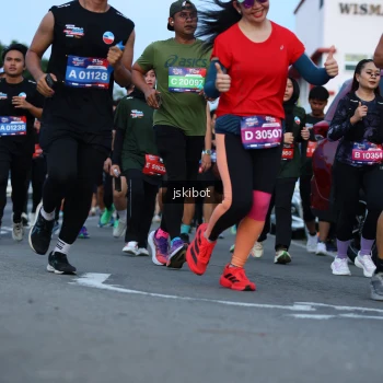 Runner Photo 3701360