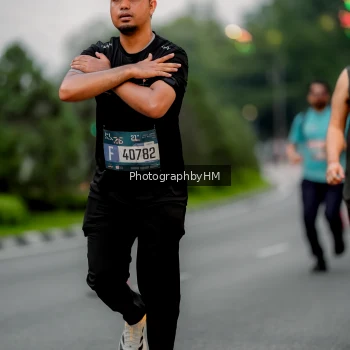Runner Photo 3701371