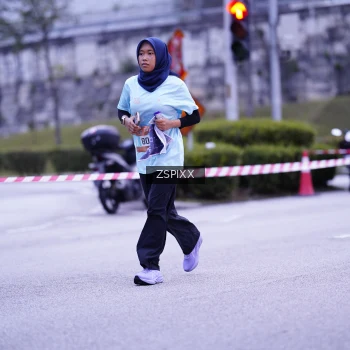 Runner Photo 3701417