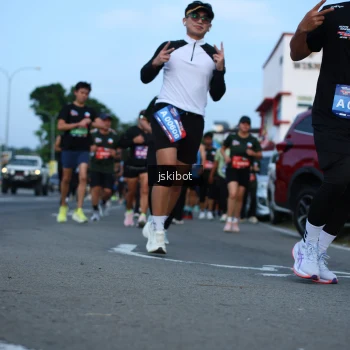 Runner Photo 3701418