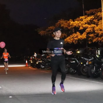 Runner Photo 3701423