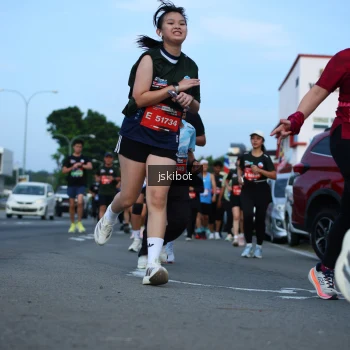 Runner Photo 3701453