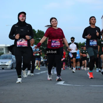 Runner Photo 3701465