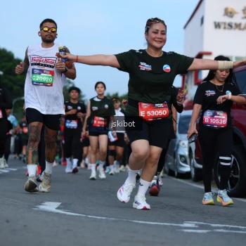 Runner Photo 3701500