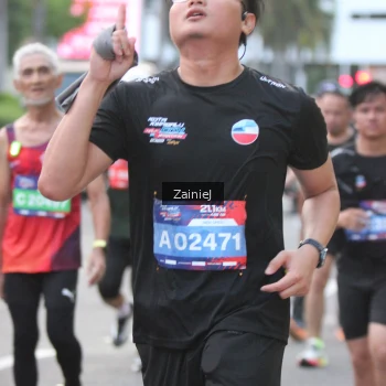 Runner Photo 3701513