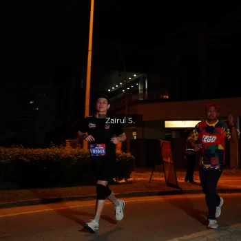 Runner Photo 3701516