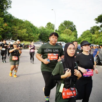 Runner Photo 3701559