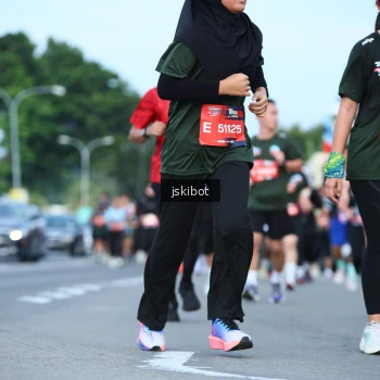 Runner Photo 3701571