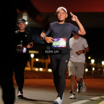 Runner Photo 3701595