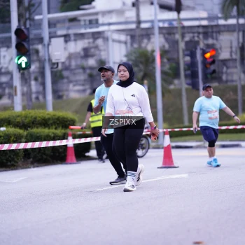 Runner Photo 3701597
