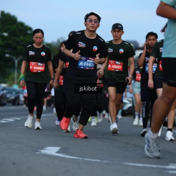 Runner Photo 3701602