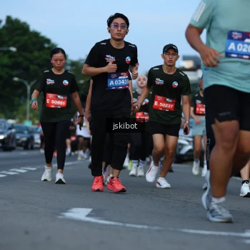 Runner Photo 3701611
