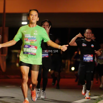 Runner Photo 3701639