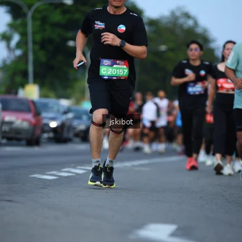 Runner Photo 3701641