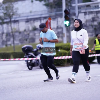 Runner Photo 3701651