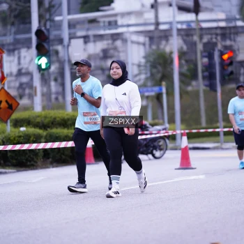 Runner Photo 3701662