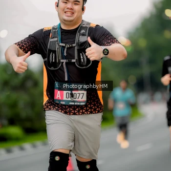 Runner Photo 3701665