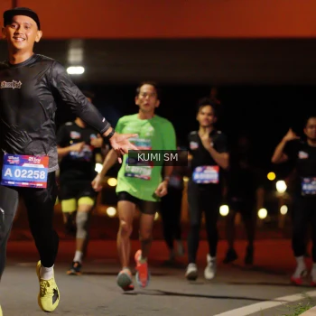 Runner Photo 3701699