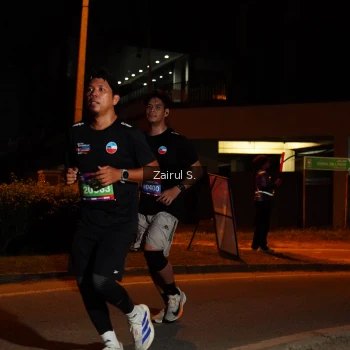 Runner Photo 3701721
