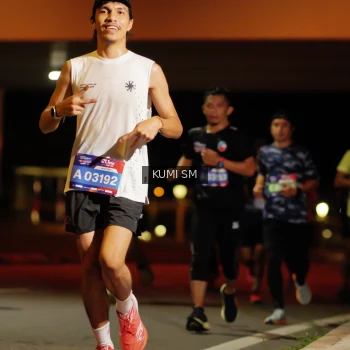 Runner Photo 3701732