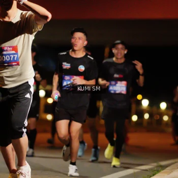 Runner Photo 3701744