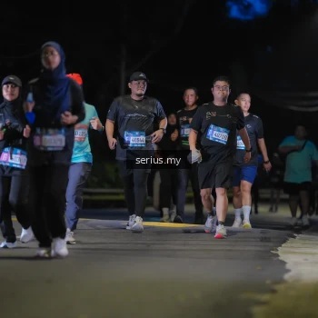 Runner Photo 3701795