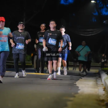 Runner Photo 3701803