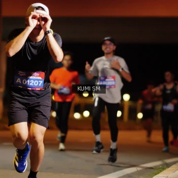 Runner Photo 3701810