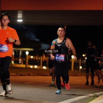 Runner Photo 3701817