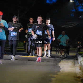Runner Photo 3701818