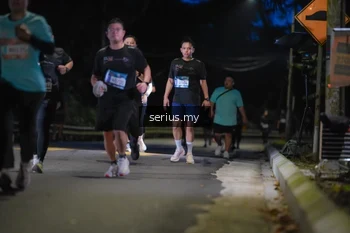 Runner Photo 3701833