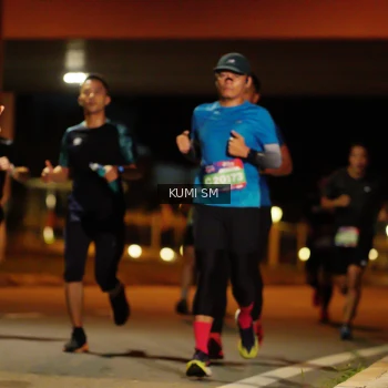 Runner Photo 3701845