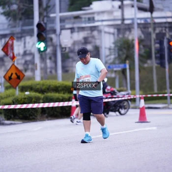 Runner Photo 3701857