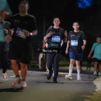 Runner Photo 3701862