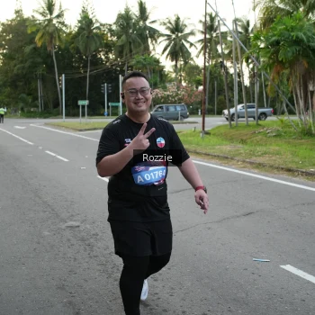 Runner Photo 3701863