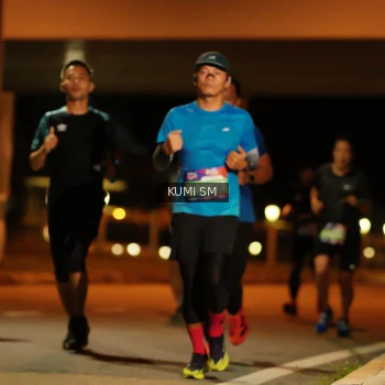 Runner Photo 3701868