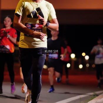 Runner Photo 3701870