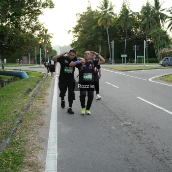 Runner Photo 3701895