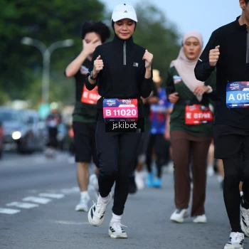Runner Photo 3701930