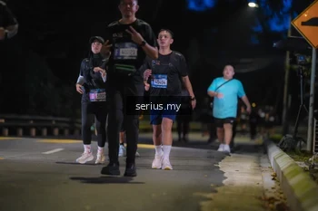 Runner Photo 3701932