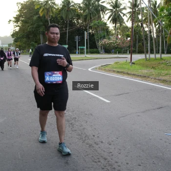 Runner Photo 3701942