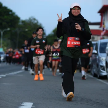 Runner Photo 3701953