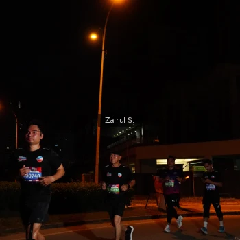 Runner Photo 3701954