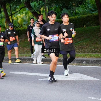 Runner Photo 3701974