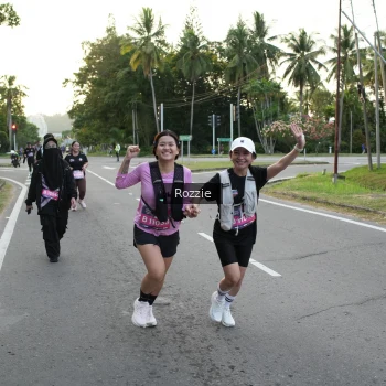 Runner Photo 3702001