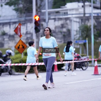 Runner Photo 3702003