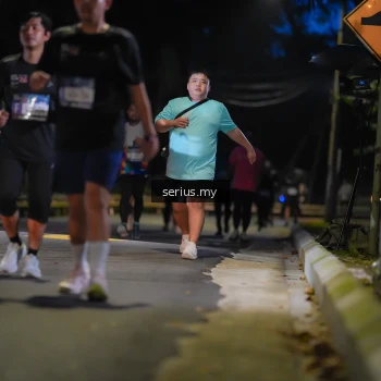 Runner Photo 3702026