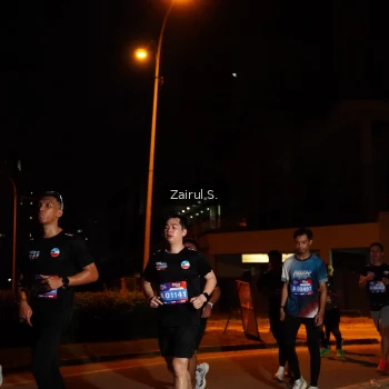 Runner Photo 3702032