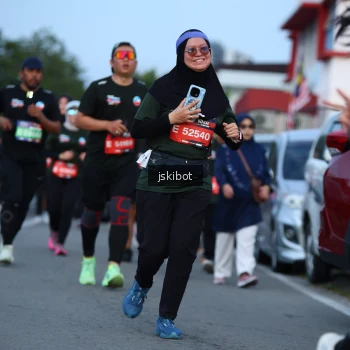 Runner Photo 3702034