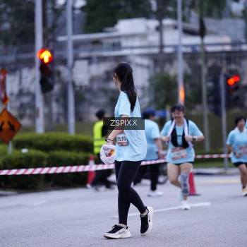 Runner Photo 3702051